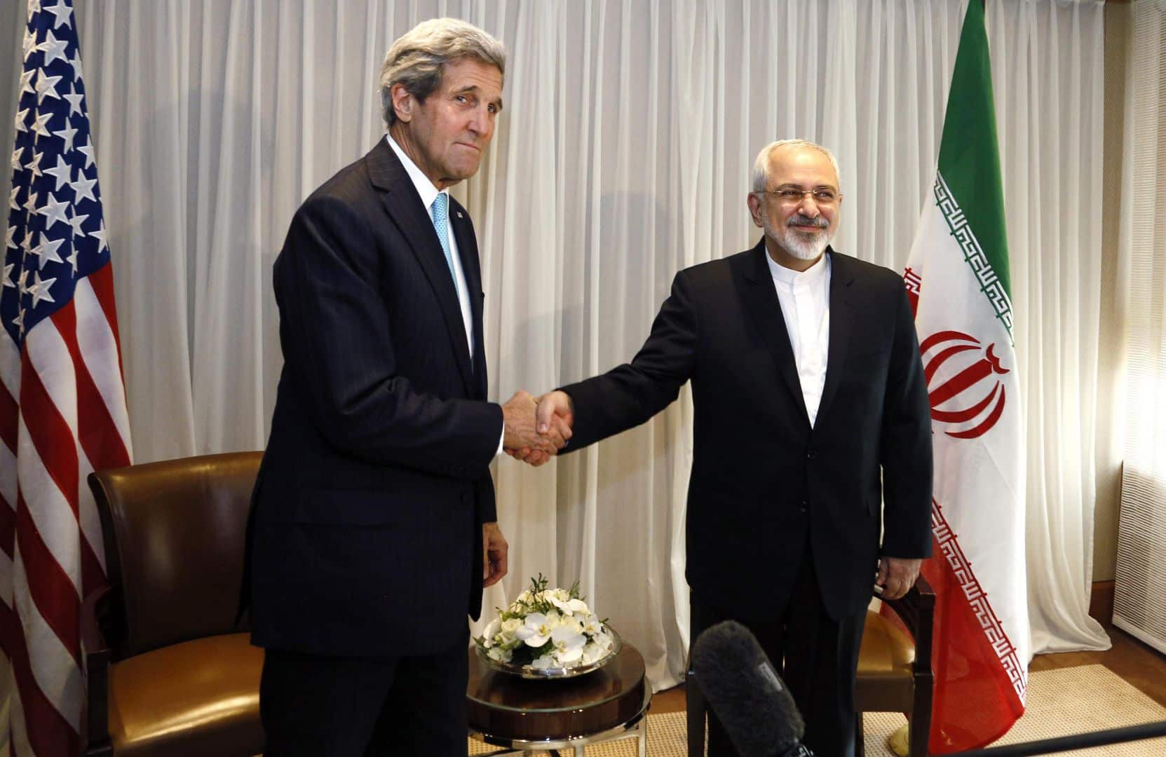 Zarif-Kerry-Smile